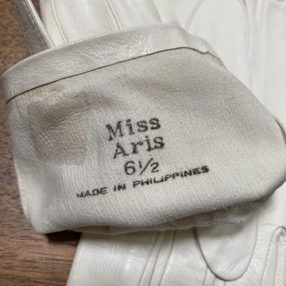 Vintage Miss Aris White Leather Gloves Size 6.5 Made in Philippines Wrist Length